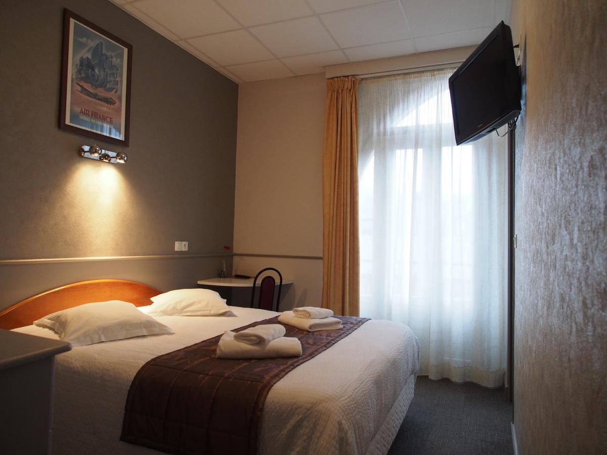 Hôtel de l'Aviation La Bourboule Esterno foto